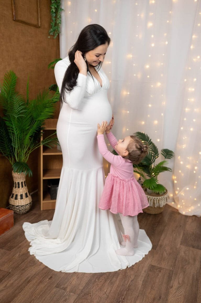 Édes pillanat anyuka és lánya között