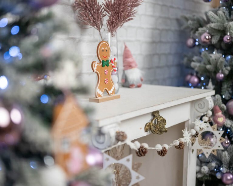 Mézeskalács figura dekoráció a karácsonyi stúdióban